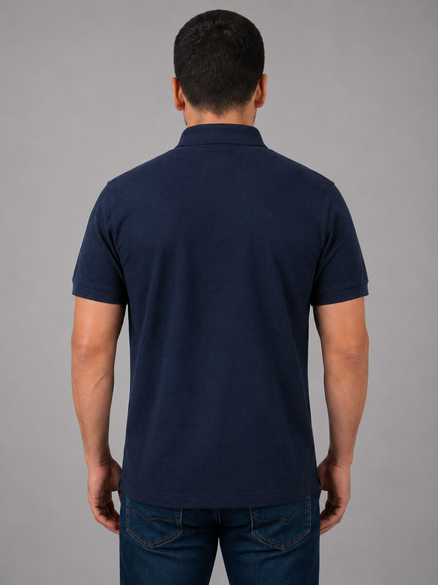 Playera polo corporativa, vista lateral